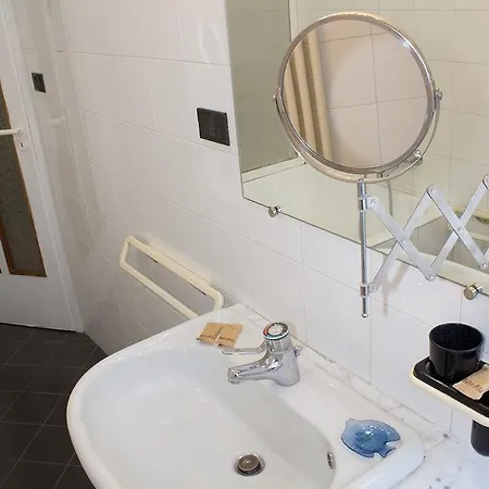 Appartement Getthekey Vicolo Bianco *
